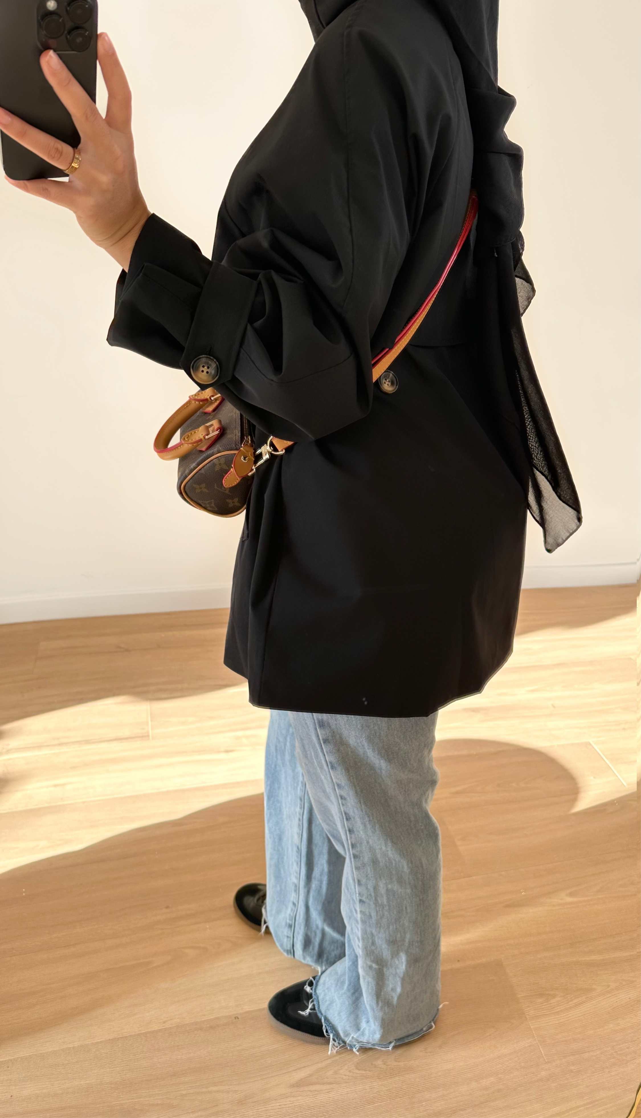 TRENCH COURT • NOIR