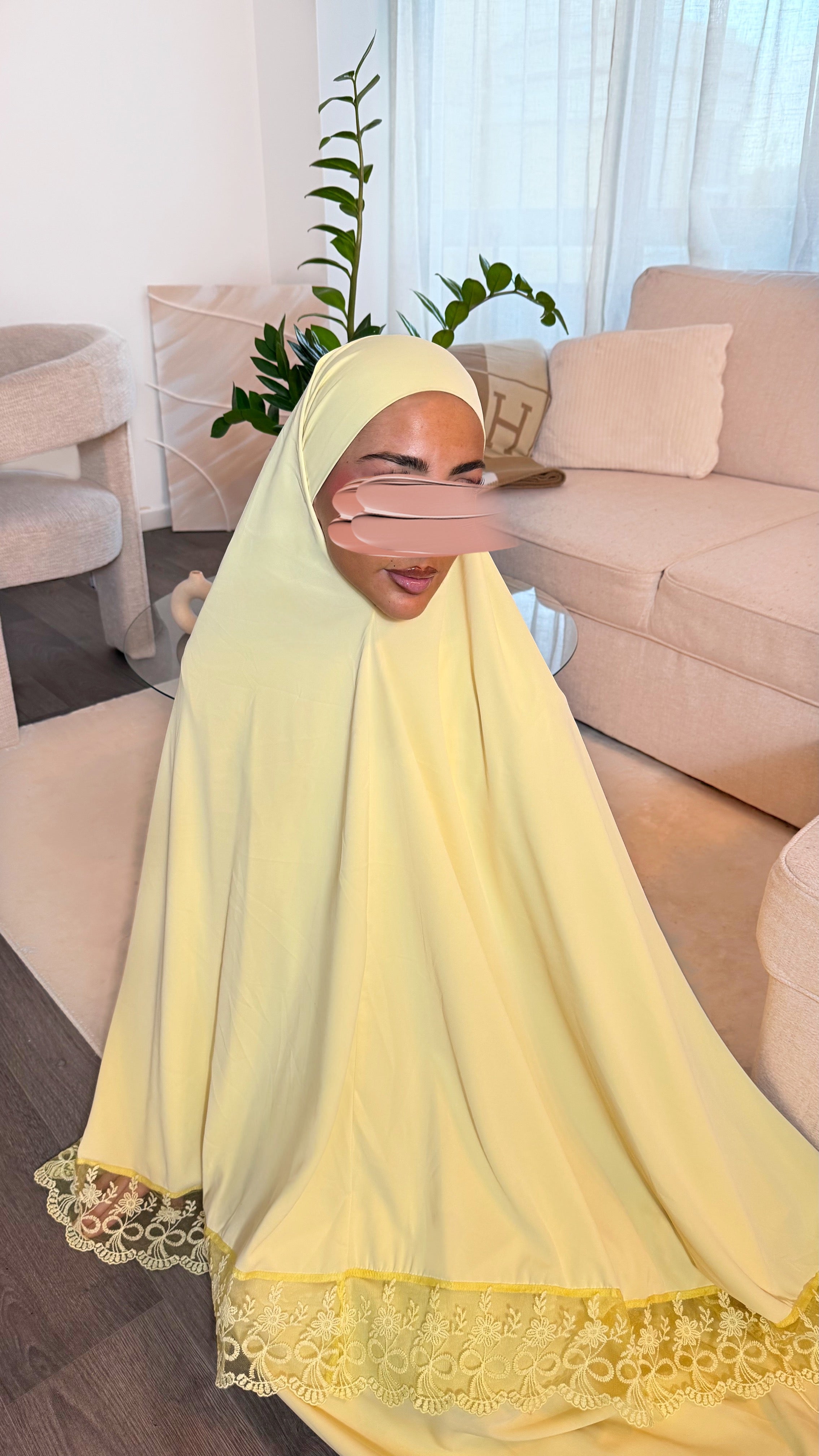 JILBEB À DENTELLE • JAUNE