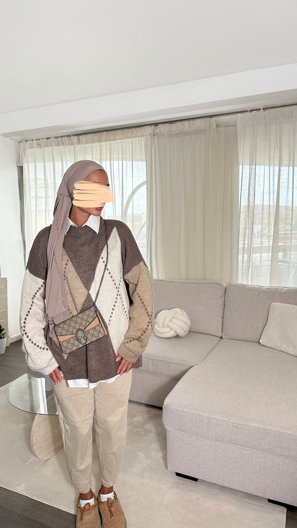 PULL À CARREAUX • BEIGE