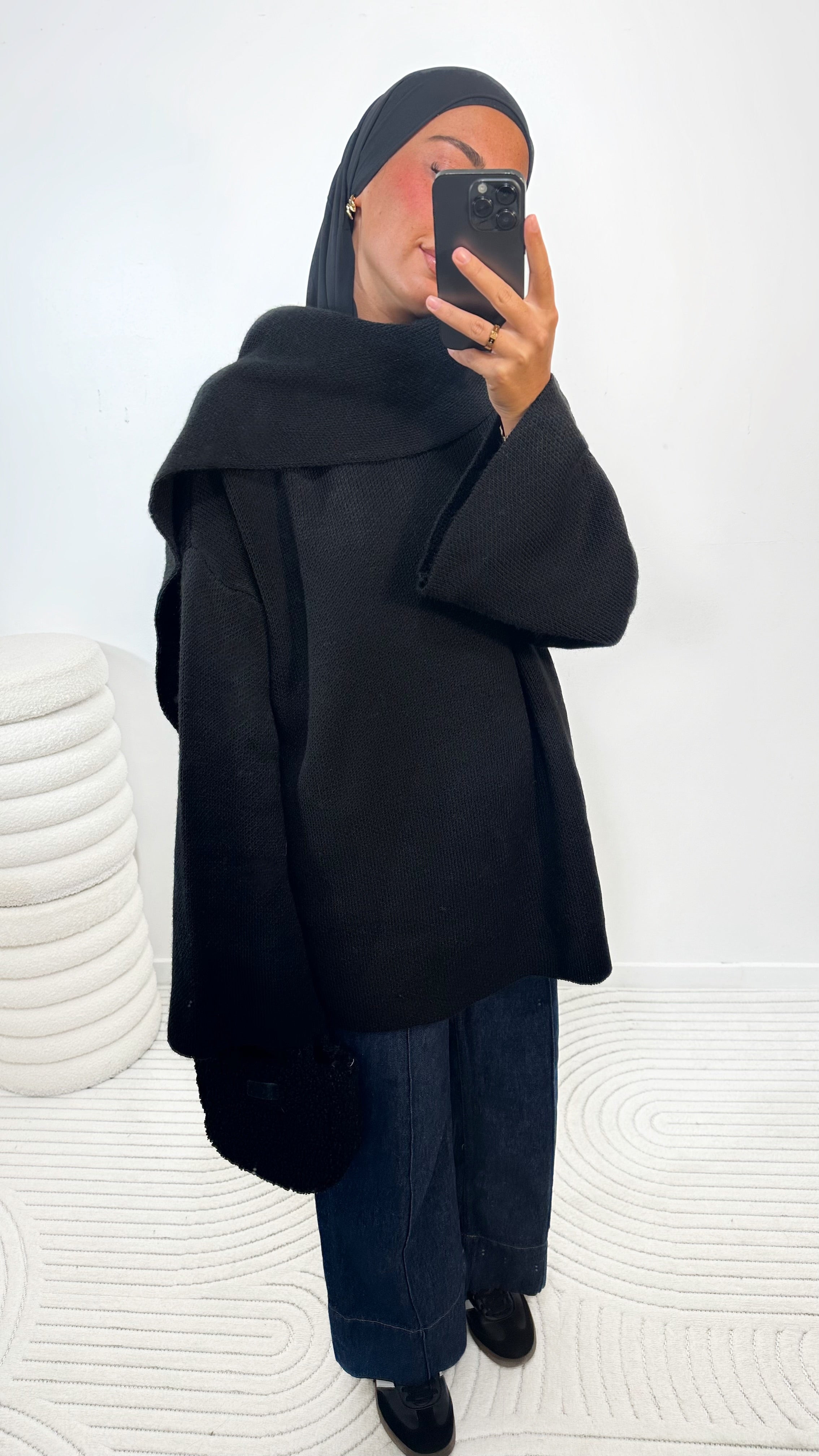 PULL ÉCHARPE • NOIR